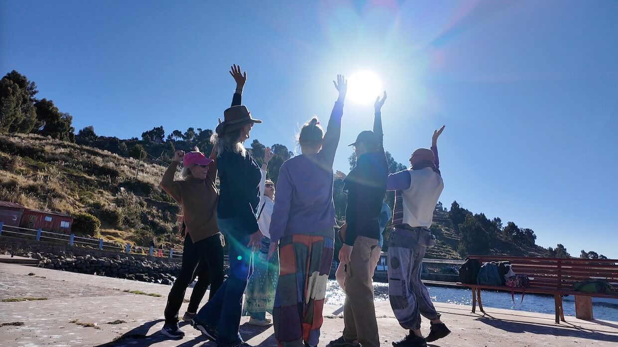 Titicaca 26: High Fives! | Openhand