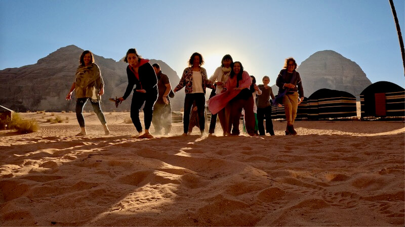 Jordan 25: Group Sand-Walking